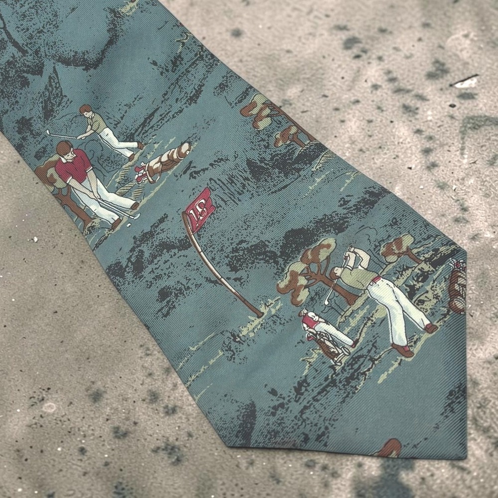 Vintage Golf Tie Resilio Teal Silk Scenic Golfer Print Made in USA 3.75x58"